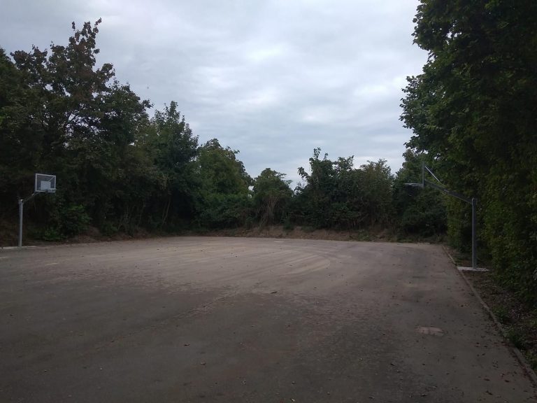 𝐄𝐫𝐬𝐭𝐞𝐫 𝐒𝐜𝐡𝐫𝐢𝐭𝐭 𝐟ü𝐫 𝐝𝐞𝐧 𝐧𝐞𝐮𝐞𝐧 𝐁𝐚𝐬𝐤𝐞𝐭𝐛𝐚𝐥𝐥𝐩𝐥𝐚𝐭𝐳 𝐚𝐦 𝐅𝐫𝐞𝐢𝐳𝐞𝐢𝐭𝐩𝐚𝐫𝐤 𝐠𝐞𝐭𝐚𝐧!